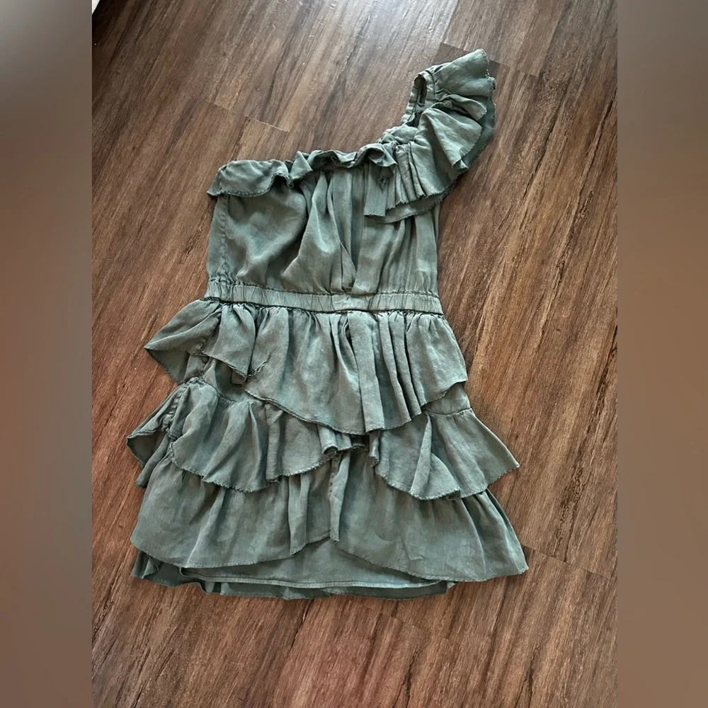 Isabel Marant Etoile One -Shoulder Ruffled Mini Dress in Sage Green. Size M. - Picture 7 of 16